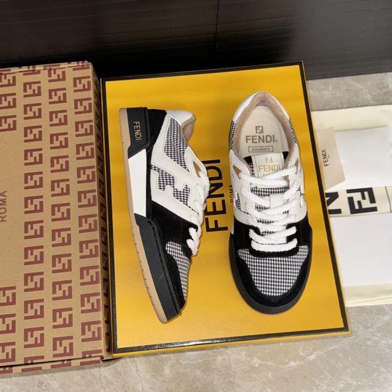 Fendi Low Shoes